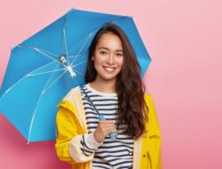5 Peluang Usaha Menguntungkan Saat Musim Hujan, Cocok Buat Anak Muda!