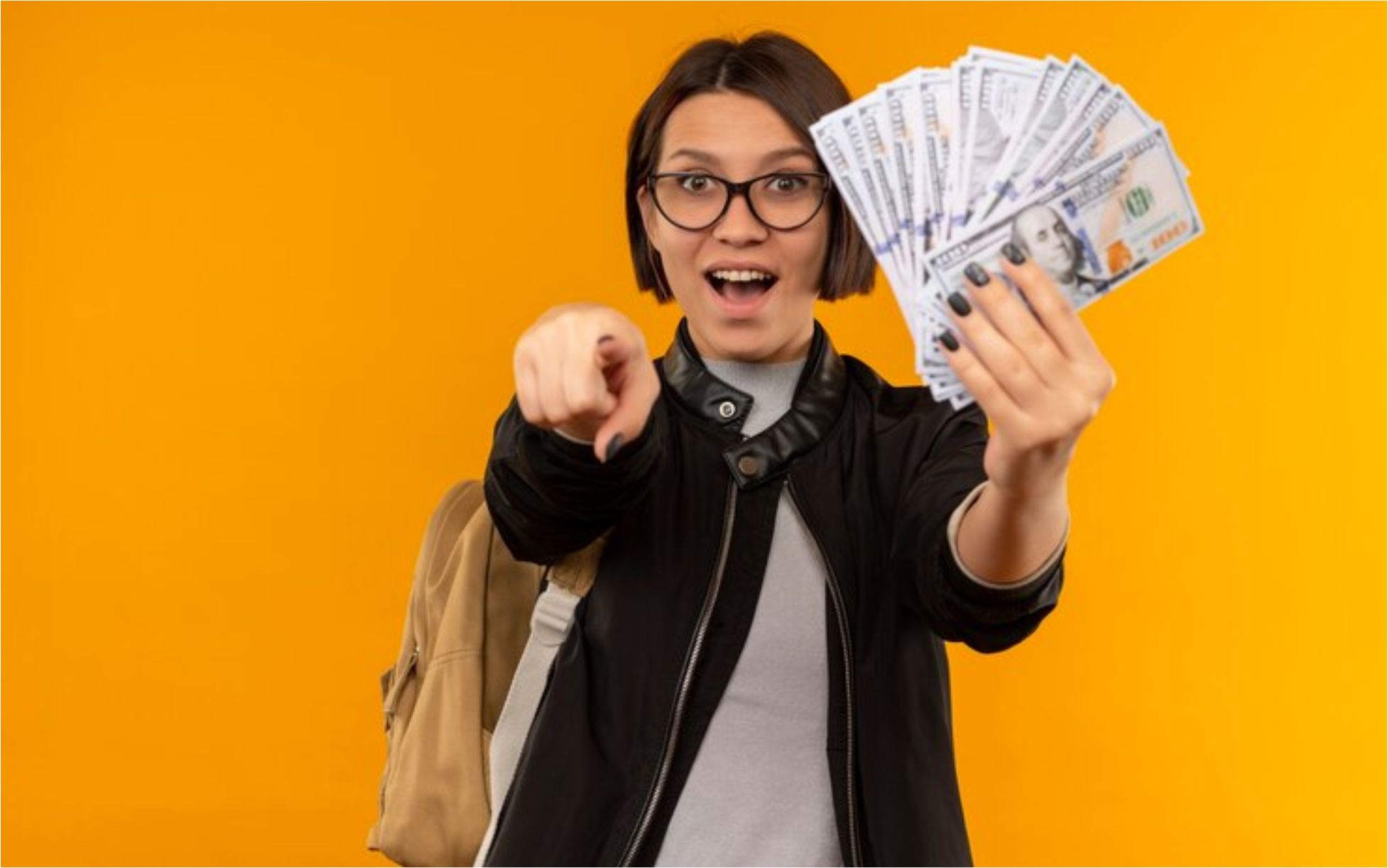Ilustrasi aplikasi penghasil uang Freepik Stocking