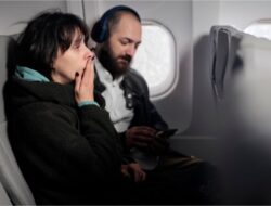 Cara Agar Tidak Jet Lag saat Penerbangan ke Luar Negeri