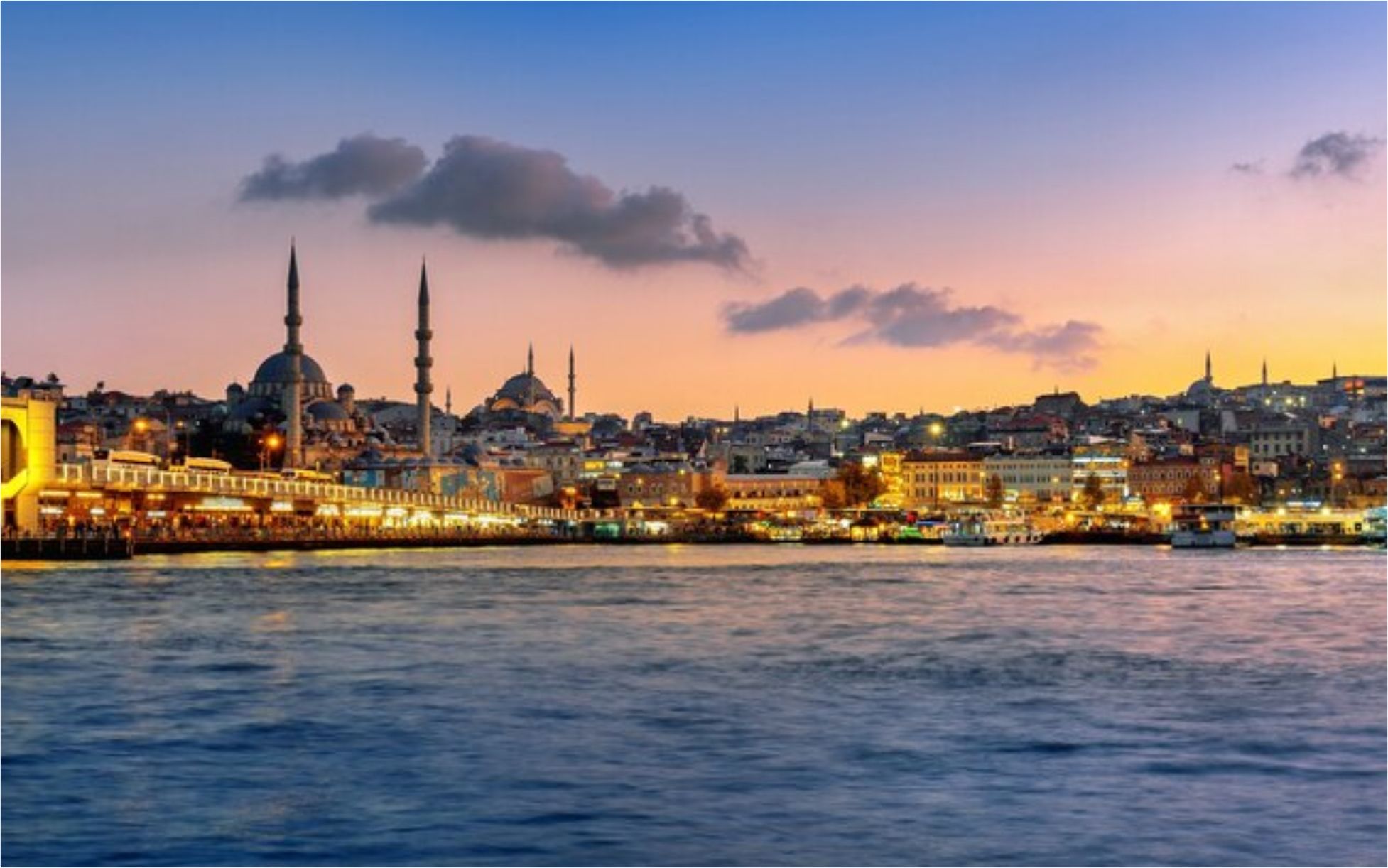 Pemandangan Selat Bosphorus di Turki Freepik tawatchai07